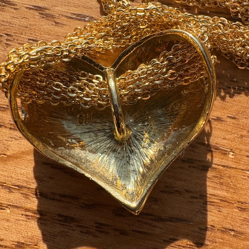Avon Gold Plated Puffer Heart 💛 Pendant on Multistrand Chain Necklace - Picture 3 of 5